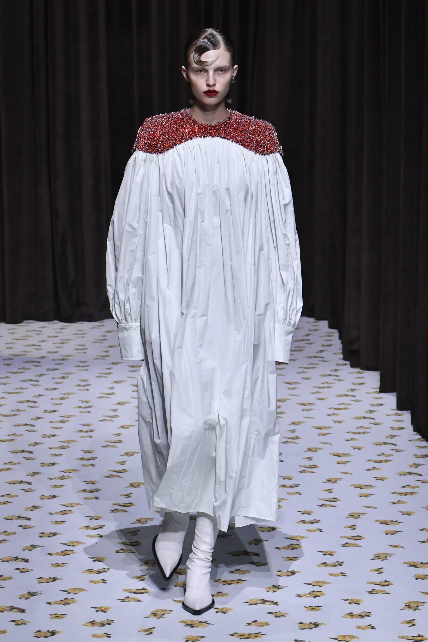 Все о показе Jil Sander, весна-лето 2025 - Новости Viled.kz - фото 14
