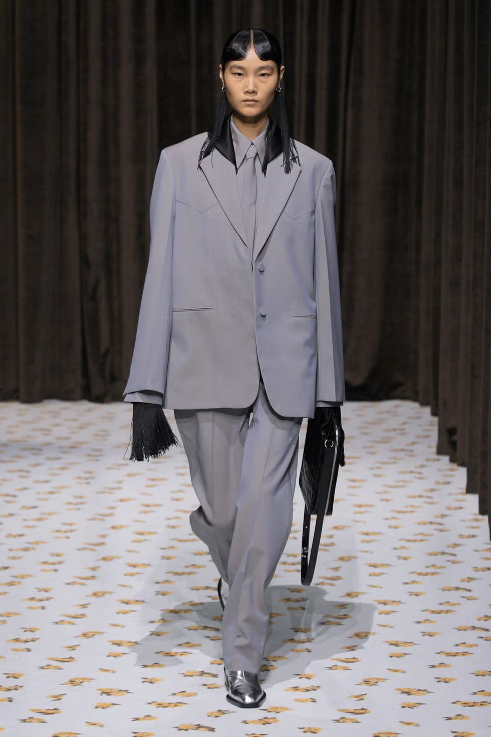 Все о показе Jil Sander, весна-лето 2025 - Новости Viled.kz - фото 10