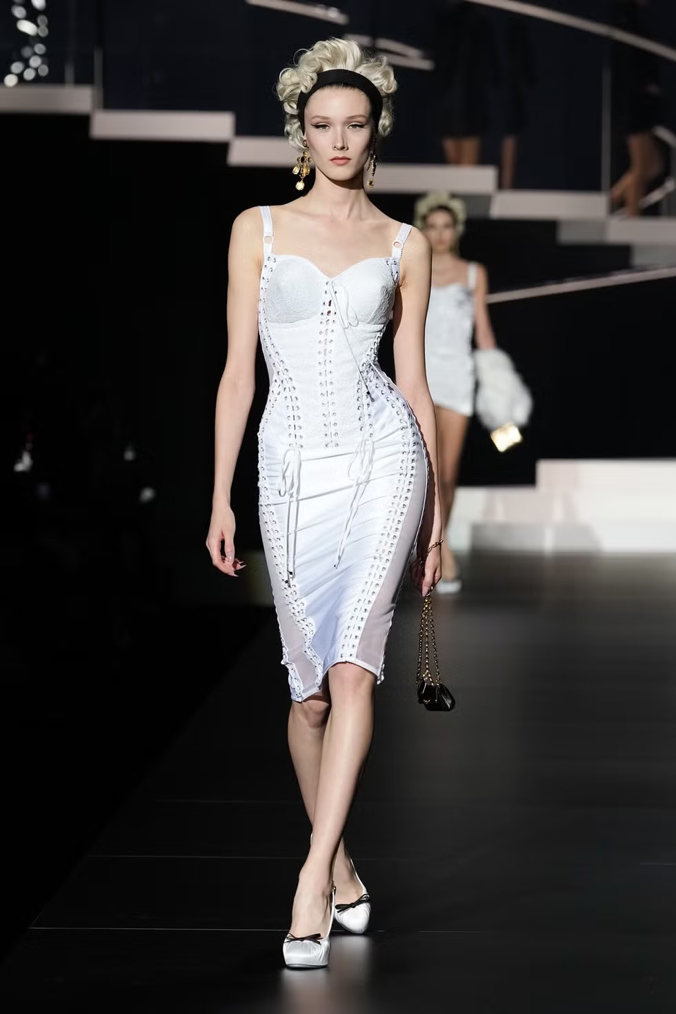 Madonna's style at the Dolce&Gabbana show, spring-summer 2025 - News Viled.kz - image 12