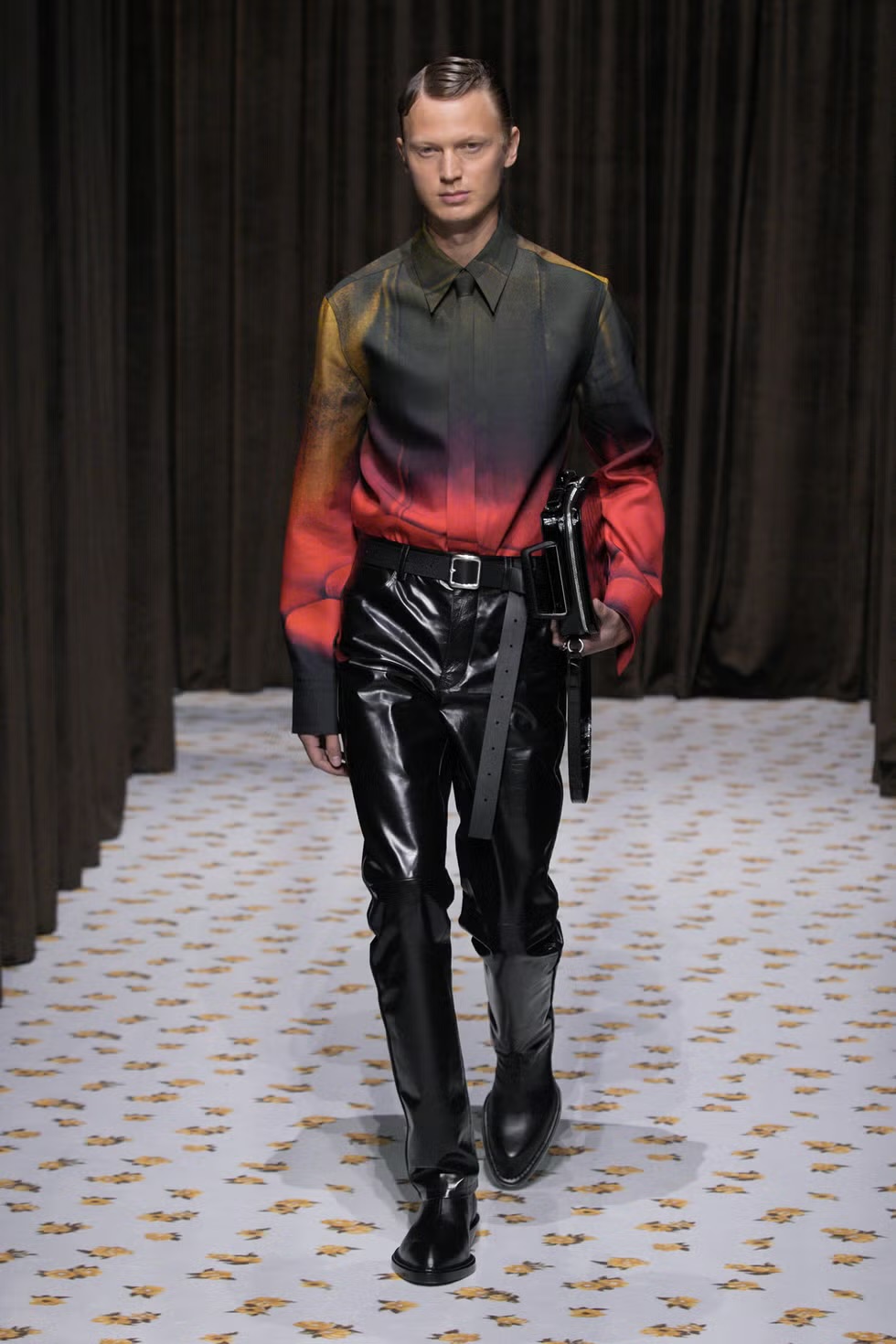 Все о показе Jil Sander, весна-лето 2025 - Новости Viled.kz - фото 27