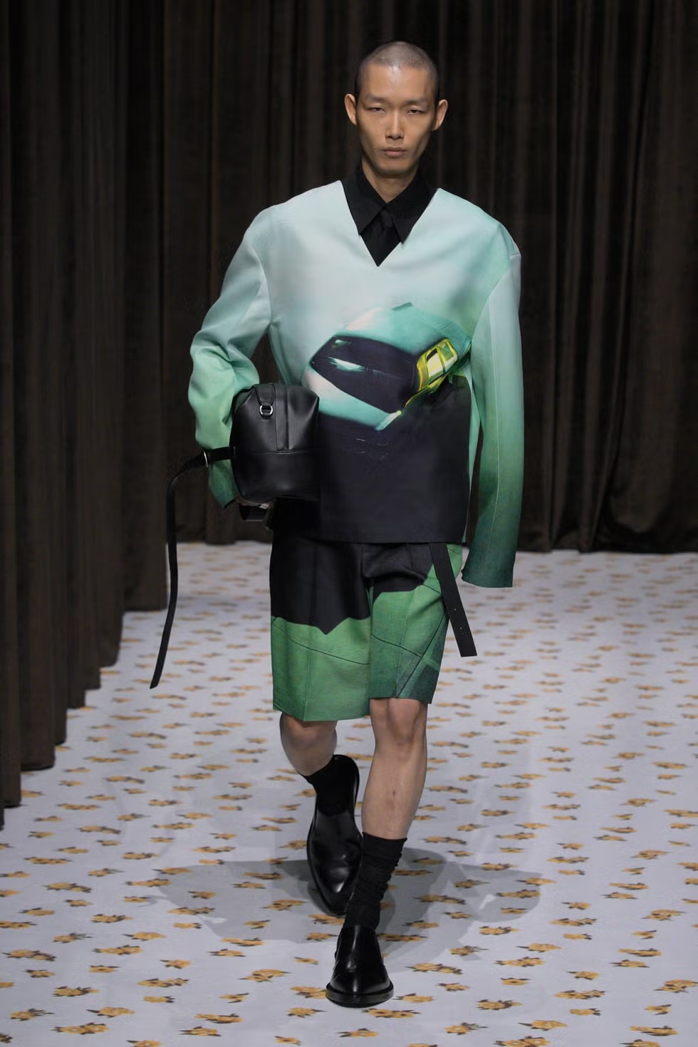 Все о показе Jil Sander, весна-лето 2025 - Новости Viled.kz - фото 21